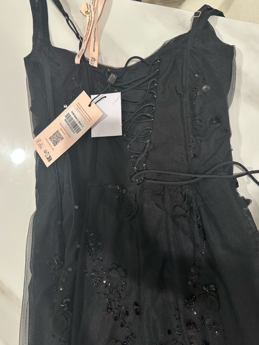 Oh Polly Vasanta Dress - Picture 9 of 11